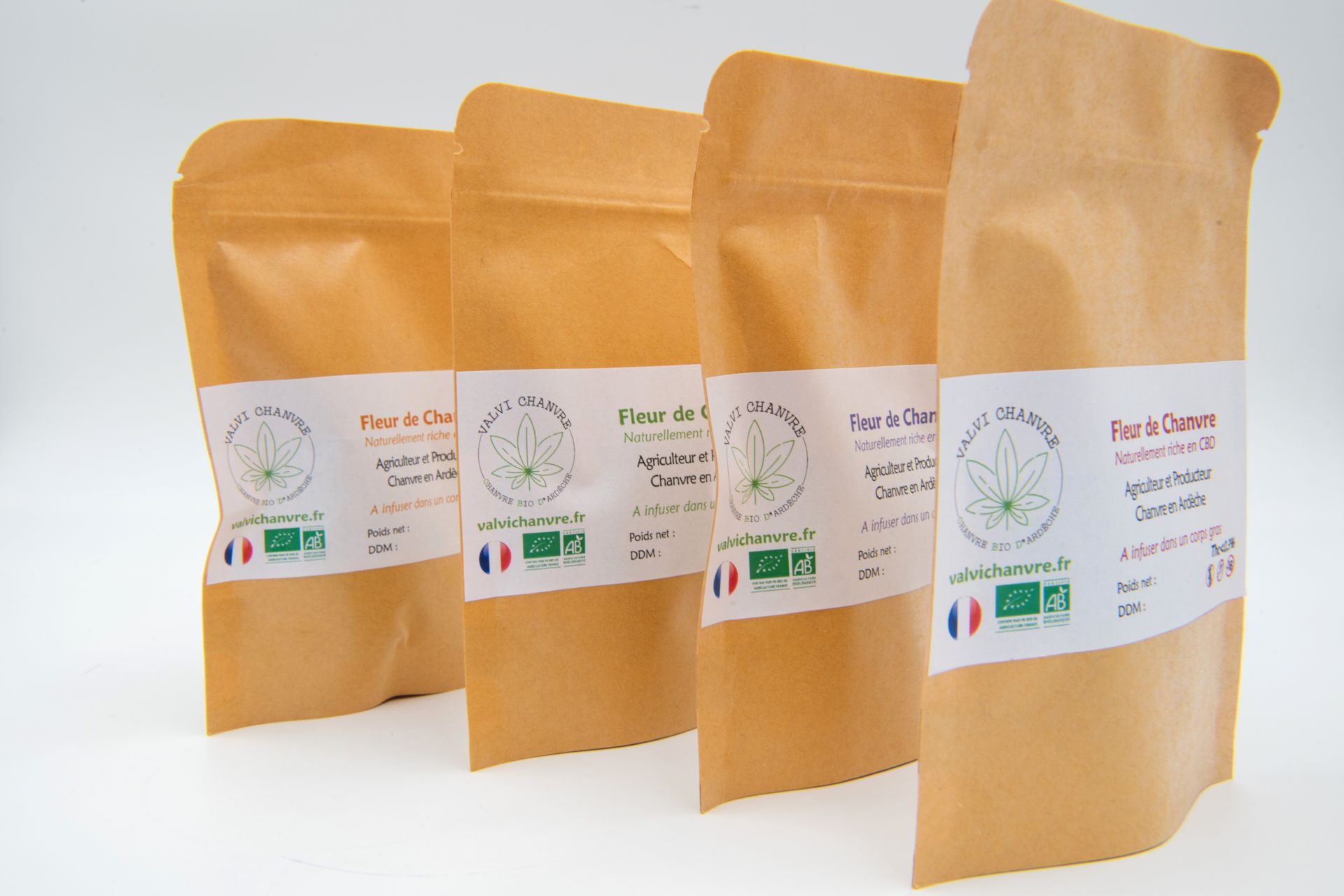 Valvi Pack Découverte : 4 variétés de fleurs de CBD pour découvrir le chanvre bio de ValviChanvre produit en Ardèche